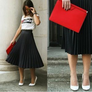 NWT ShineStar Pleated Midi Skirt Medium